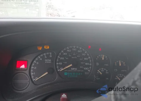 2002 Chevrolet Silverado K1500 z USA, uszkodzony, nr VIN 2GCEK19T521231034